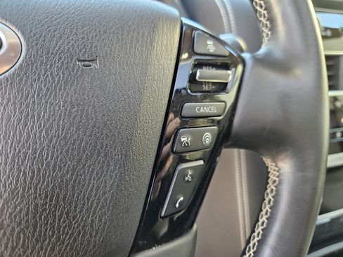 Used 2023 INFINITI QX80 Premium Select w/ All-Season Package image 27