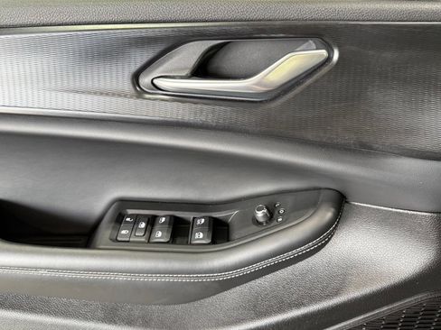 Used 2025 Jeep Grand Cherokee Laredo X AWD/4WD image 33