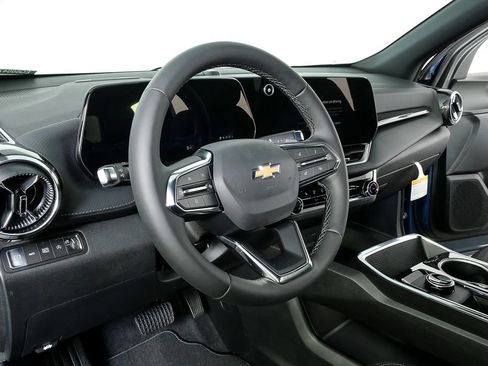 New 2026 Chevrolet Equinox LT image 4