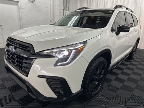 Used 2023 Subaru Ascent Onyx Edition image 4