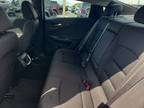 Used 2023 Chevrolet Malibu LT w/ Driver Confidence Package image 14