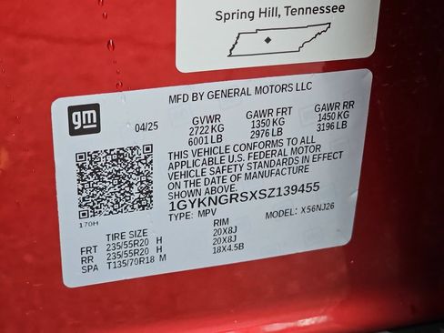 Certified 2025 Cadillac XT5 Sportv w/ LPO, Floor Liner Package AWD/4WD image 40