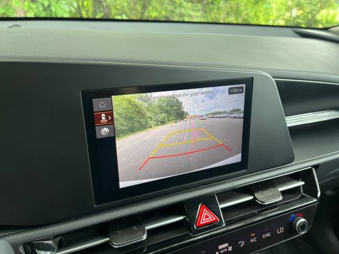 Used 2026 Kia Niro LX FWD image 22