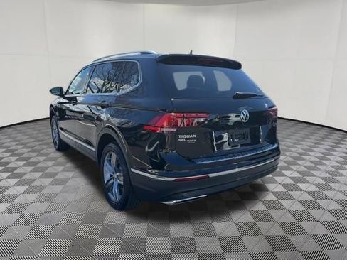 Used 2020 Volkswagen Tiguan SEL image 5
