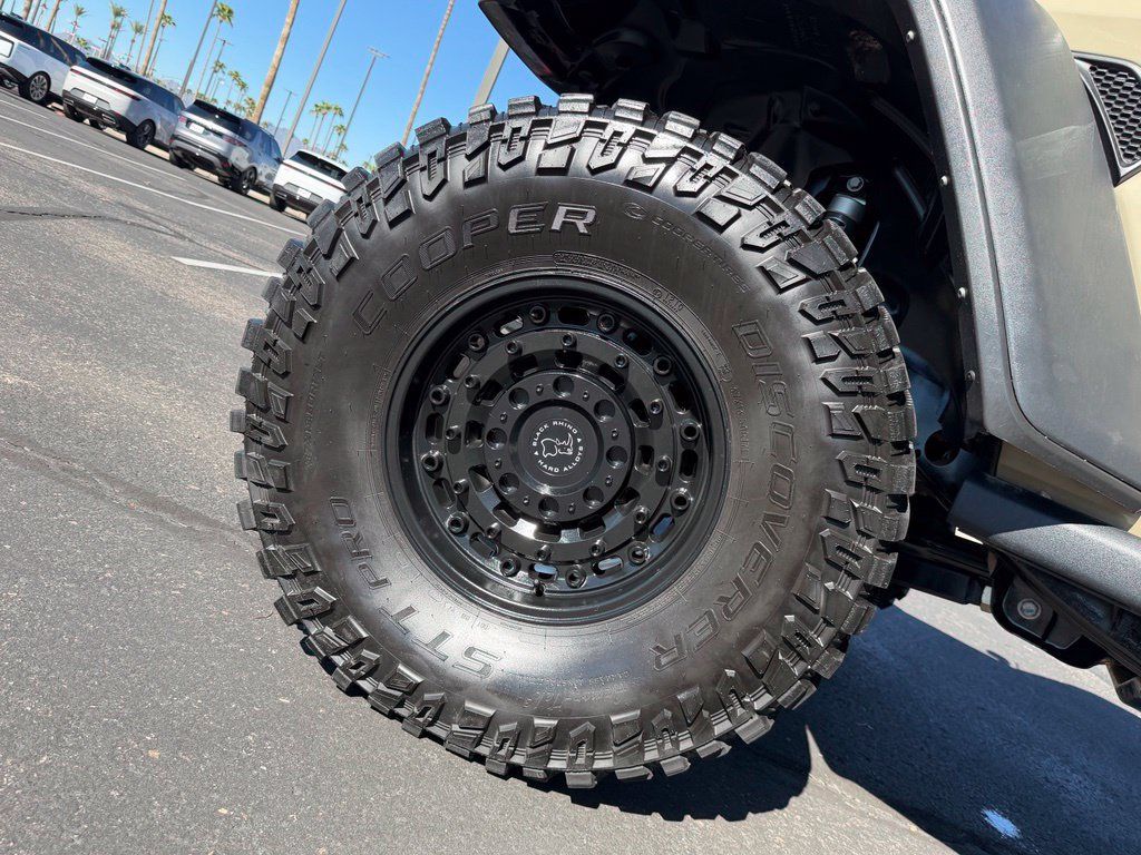 Used 2022 Jeep Gladiator Rubicon w/ Trailer Tow Package AWD/4WD image 24