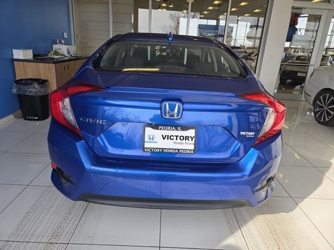 Certified 2017 Honda Civic EX-T image 7