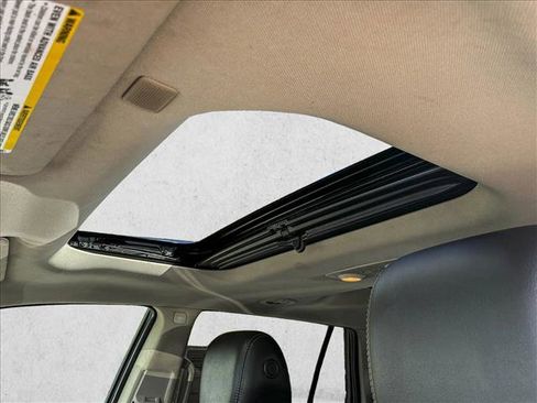 Used 2017 Buick Enclave Leather image 22