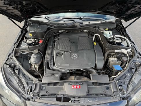 Used 2014 Mercedes-Benz E 350 Sedan image 40
