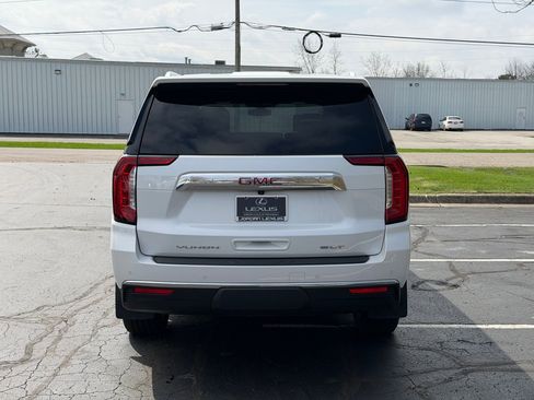 Used 2021 GMC Yukon XL SLT w/ Rear Media and Nav Package image 10