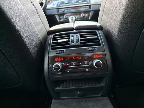 Used 2014 BMW M5 image 17