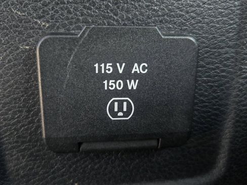Used 2021 Jeep Wrangler Unlimited Rubicon AWD/4WD image 7
