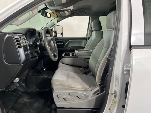 Used 2017 Chevrolet Silverado 2500 W/T w/ WT Convenience Package AWD/4WD image 18