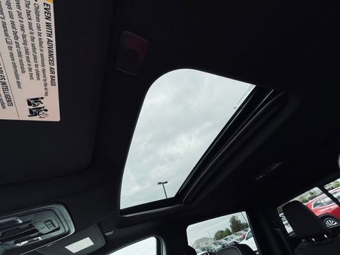 New 2026 GMC Sierra 1500 Denali w/ Technology Package image 19