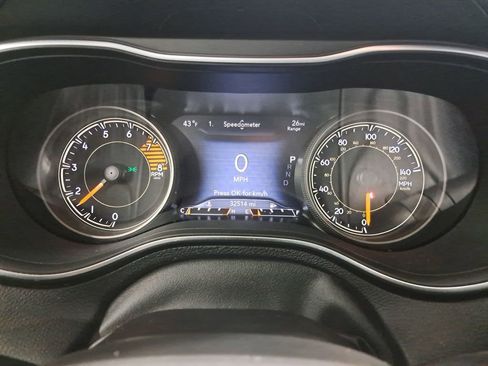 Certified 2022 Jeep Cherokee Trailhawk image 19