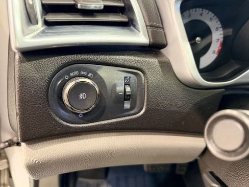 Used 2010 Cadillac SRX Luxury AWD/4WD image 42