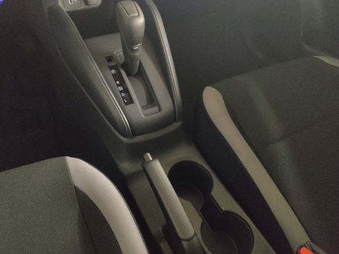 Used 2025 Nissan Versa S w/ Trunk Package image 26