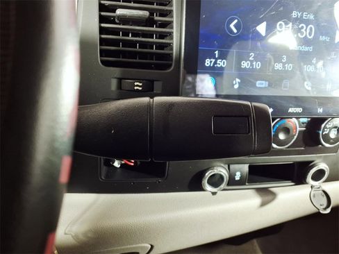 Used 2013 Chevrolet Silverado 1500 LT image 20