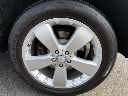 Used 2010 Mercedes-Benz ML 350 2WD image 18