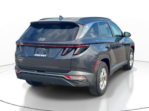 Used 2023 Hyundai Tucson SEL FWD image 6