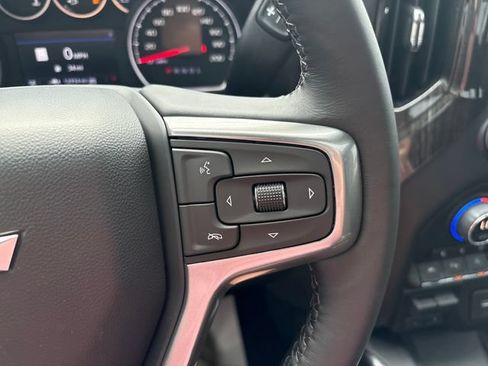 Used 2022 Chevrolet Silverado 1500 LTZ w/ LTZ Premium Package AWD/4WD image 12