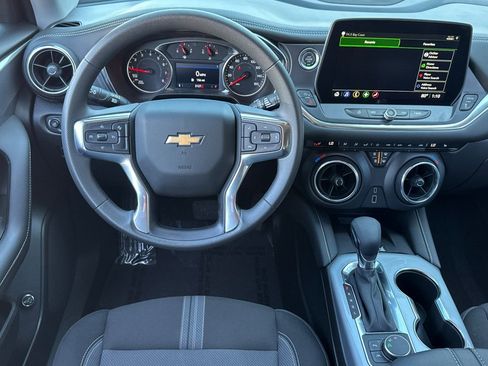 Used 2026 Chevrolet Blazer LT w/ Convenience Package FWD image 17