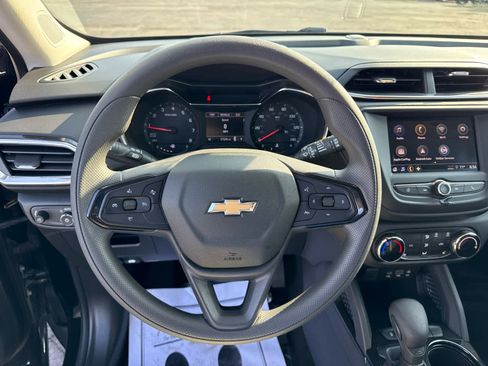 Certified 2023 Chevrolet TrailBlazer LT FWD image 14