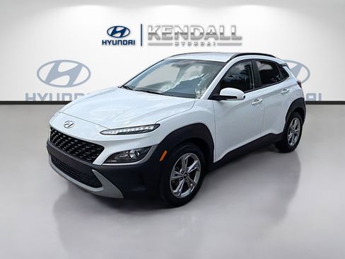 Used 2023 Hyundai Kona SEL w/ Cargo Package FWD image 3