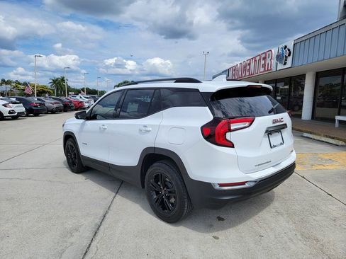 Used 2022 GMC Terrain AT4 w/ Infotainment Package II image 3