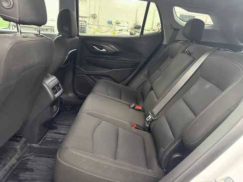 Used 2023 GMC Terrain SLE w/ Driver Convenience Package AWD/4WD image 13