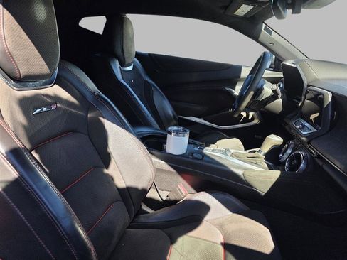 Used 2018 Chevrolet Camaro ZL1 image 7