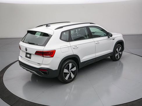 Used 2024 Volkswagen Taos S AWD/4WD image 4