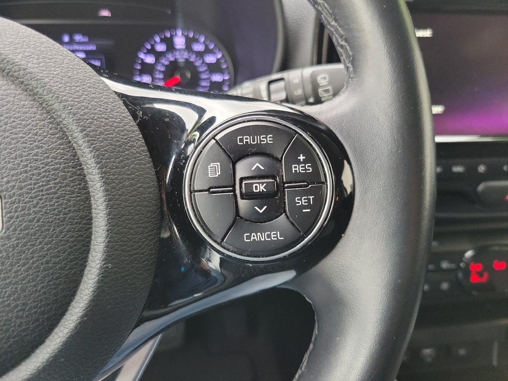 Used 2022 Kia Soul X-Line FWD image 21