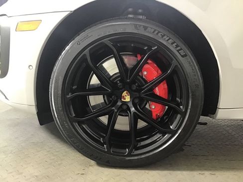 Certified 2023 Porsche Macan GTS AWD/4WD image 11