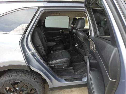 Used 2021 Kia Sorento EX AWD/4WD image 51