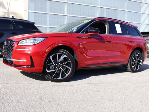 Used 2025 Lincoln Corsair Grand Touring w/ Equipment Group 302A image 1