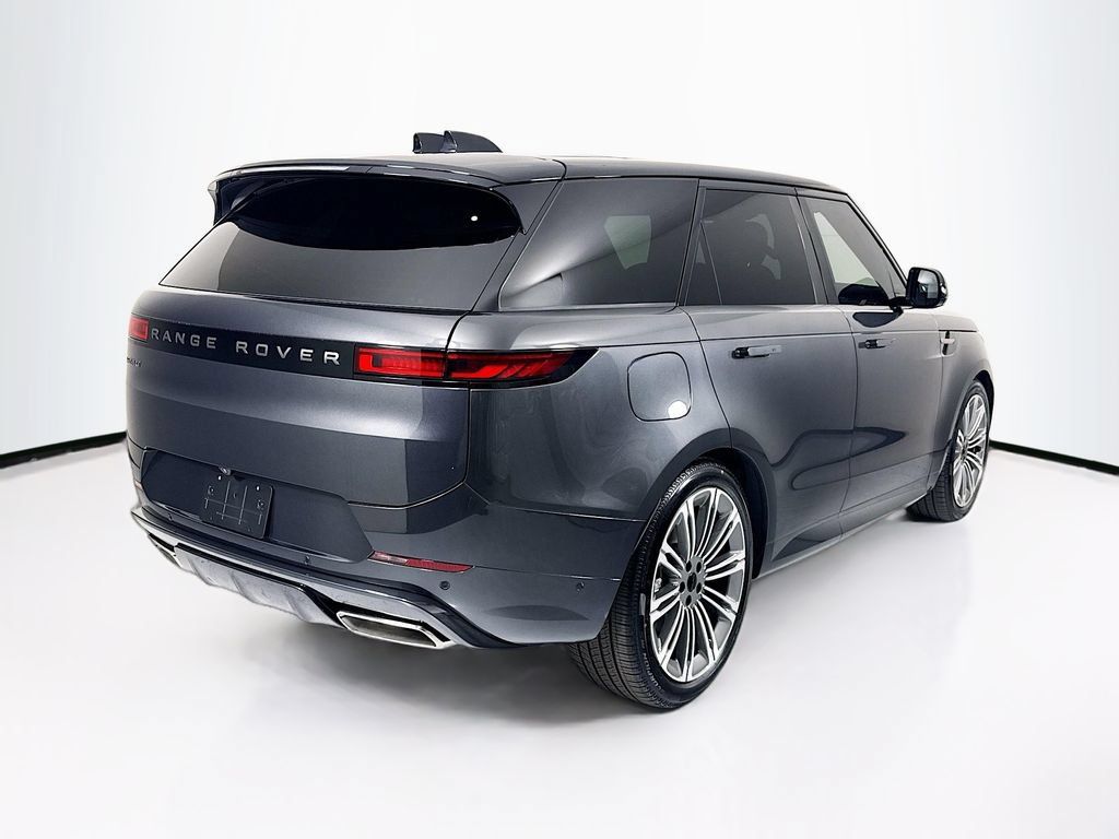 New 2026 Land Rover Range Rover Sport Dynamic SE AWD/4WD image 5