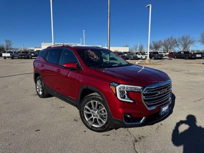 Used 2022 GMC Terrain SLT w/ Infotainment Package II