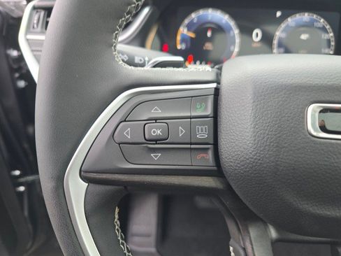 New 2025 Jeep Grand Cherokee L Limited image 30