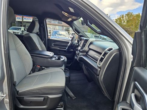 Used 2024 RAM 2500 Big Horn image 26