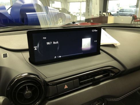 Used 2025 MAZDA MX-5 Miata Club image 18