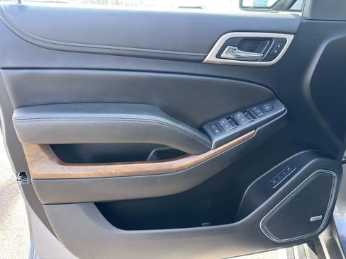 Used 2018 GMC Yukon XL Denali w/ Denali Ultimate Package image 9