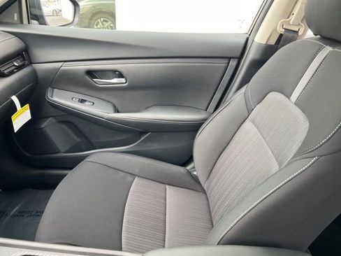 New 2025 Nissan Sentra SV image 10