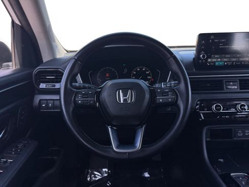 Used 2023 Honda Pilot EX-L image 12