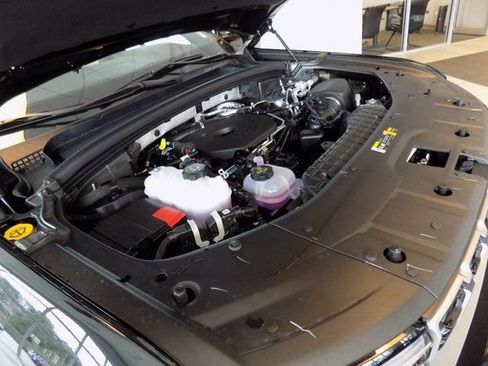 New 2026 Jeep Grand Cherokee Limited w/ Luxury Tech Group II RWD image 38