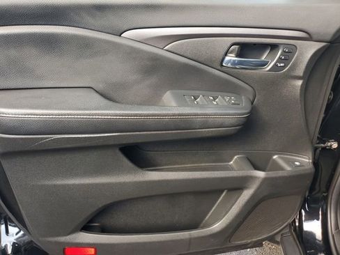 Used 2023 Honda Ridgeline RTL image 12