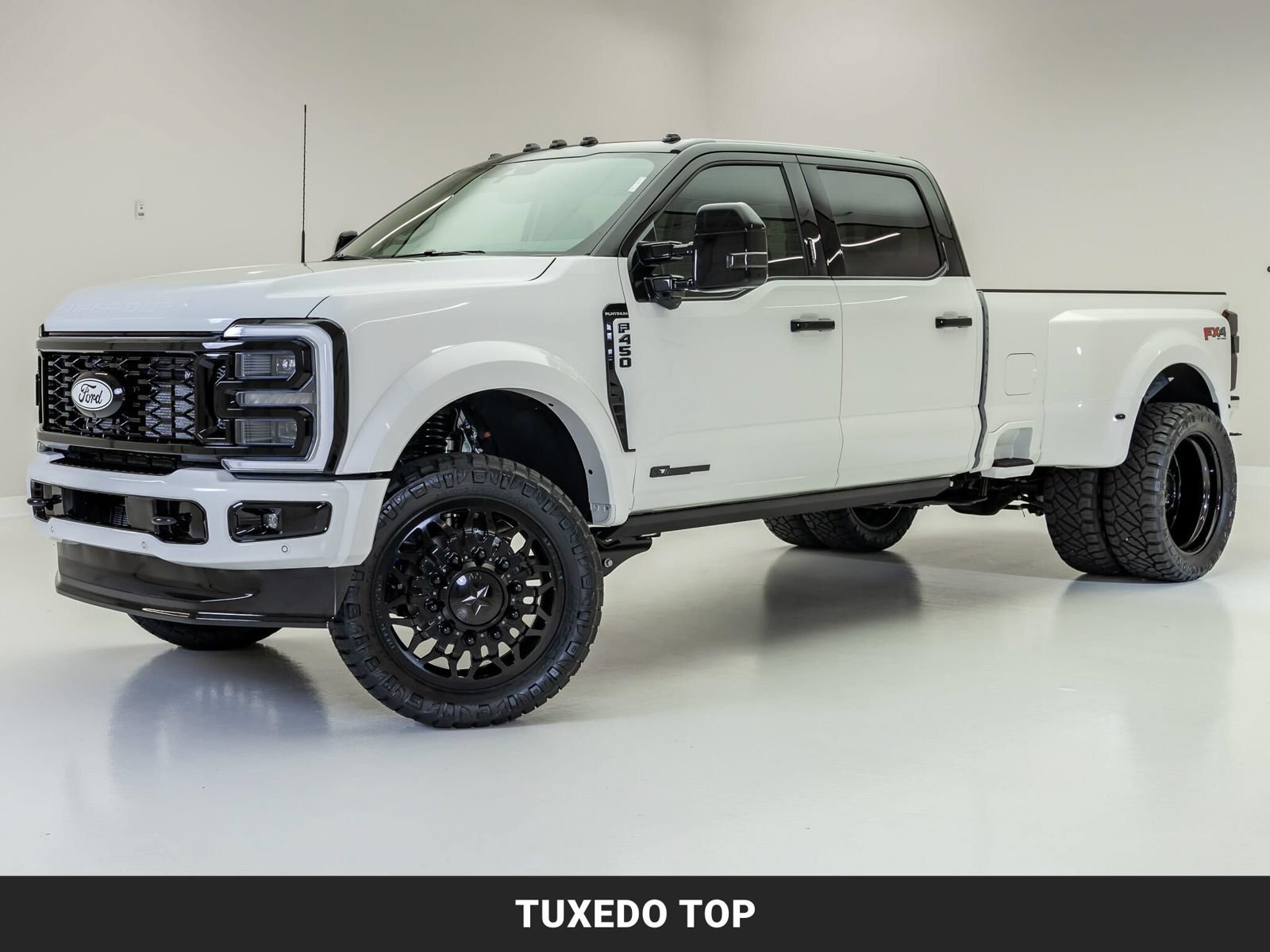 Used 2027 Ford F450 Platinum w/ Platinum Plus Package AWD/4WD image 5