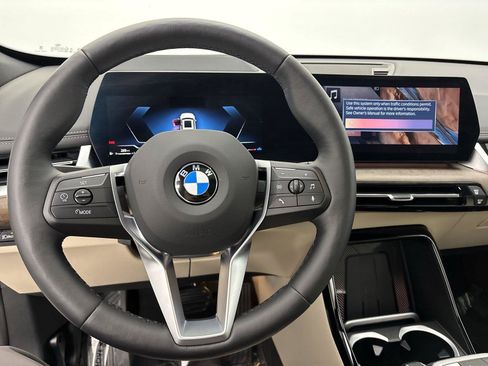 Used 2025 BMW X1 xDrive28i AWD/4WD image 22
