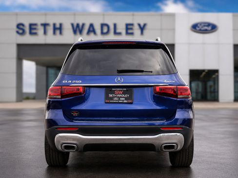 Used 2021 Mercedes-Benz GLB 250 4MATIC image 6