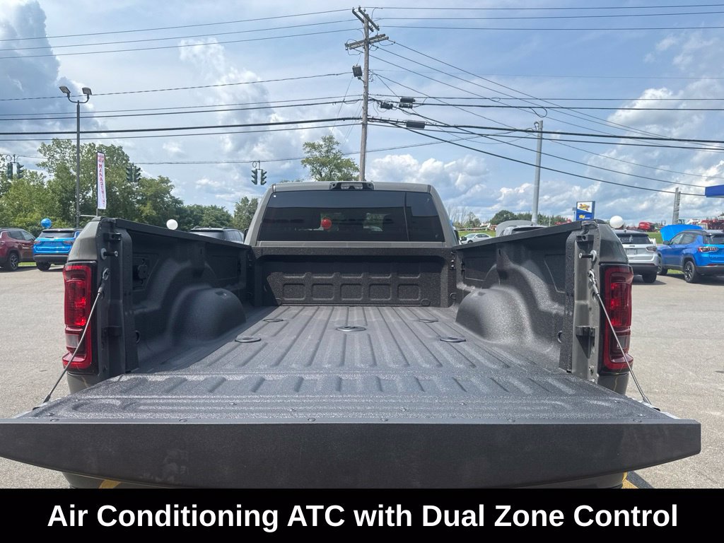 New 2026 RAM 3500 Big Horn AWD/4WD image 17