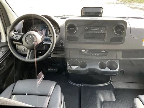 New 2026 Mercedes-Benz Sprinter 2500 image 8